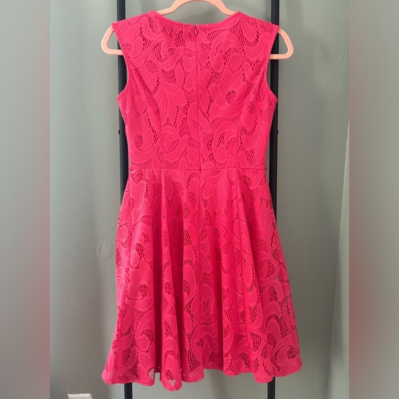 London Style Collection_Pink Lace Dress_Womens 4P - Picture 3 of 9